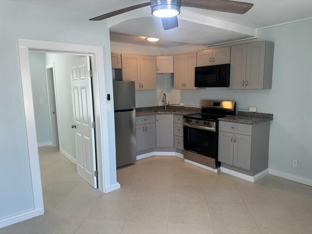 61 81st Avenue - Photo 10