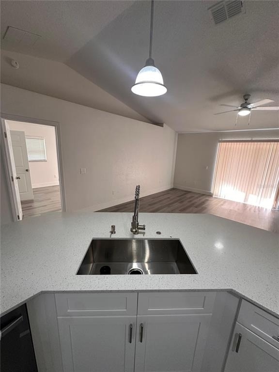 40 Willow Run - Photo 14