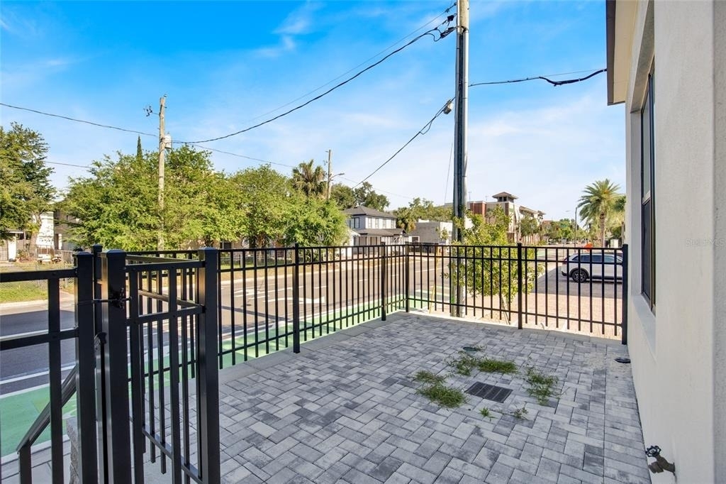 2506 W Cleveland Street - Photo 32