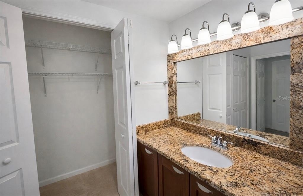 4407 S Semoran Boulevard - Photo 23