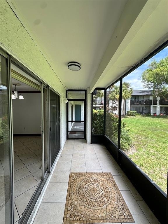4407 S Semoran Boulevard - Photo 1