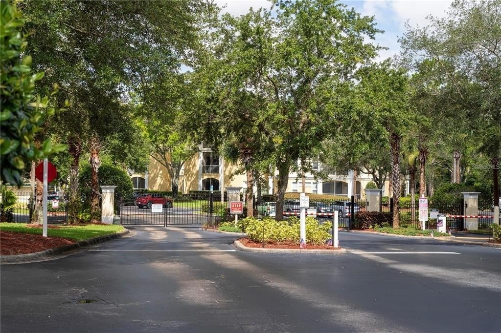 8913 Legacy Court - Photo 23