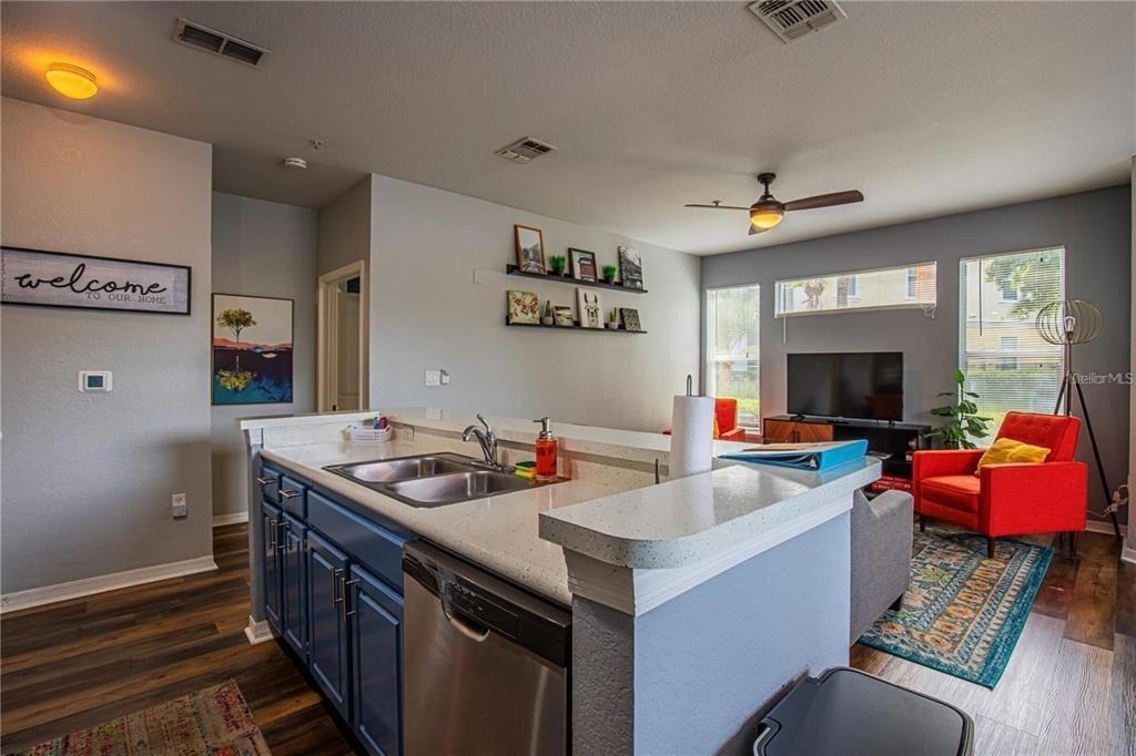 8913 Legacy Court - Photo 8