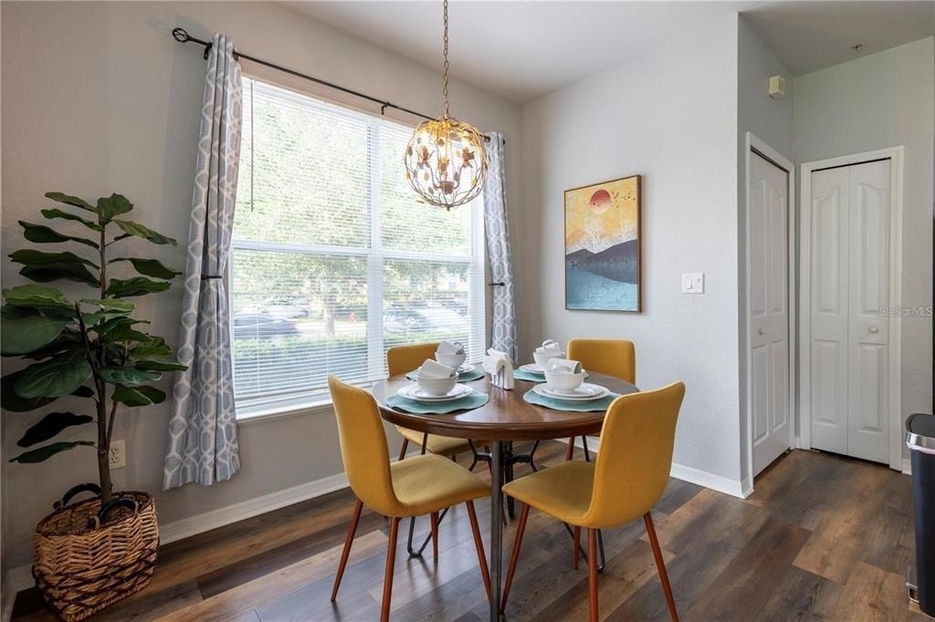 8913 Legacy Court - Photo 1