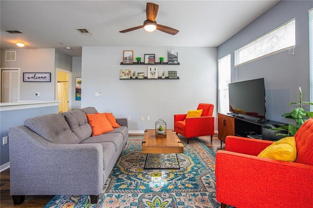 8913 Legacy Court - Photo 4