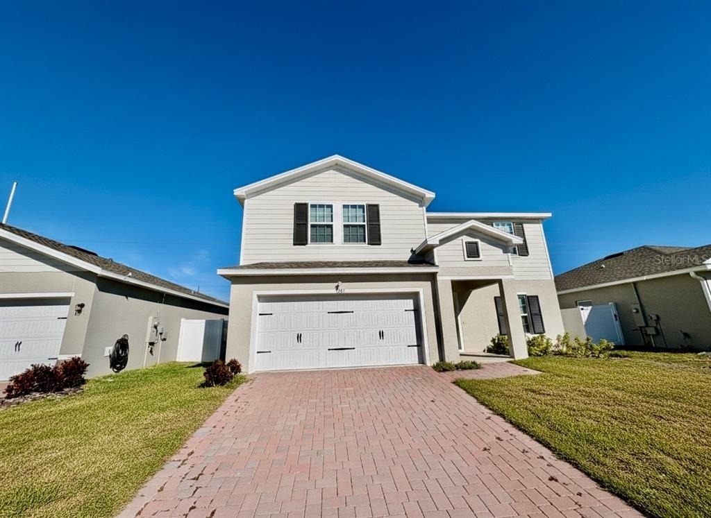 1221 Lexington Lane - Photo 0