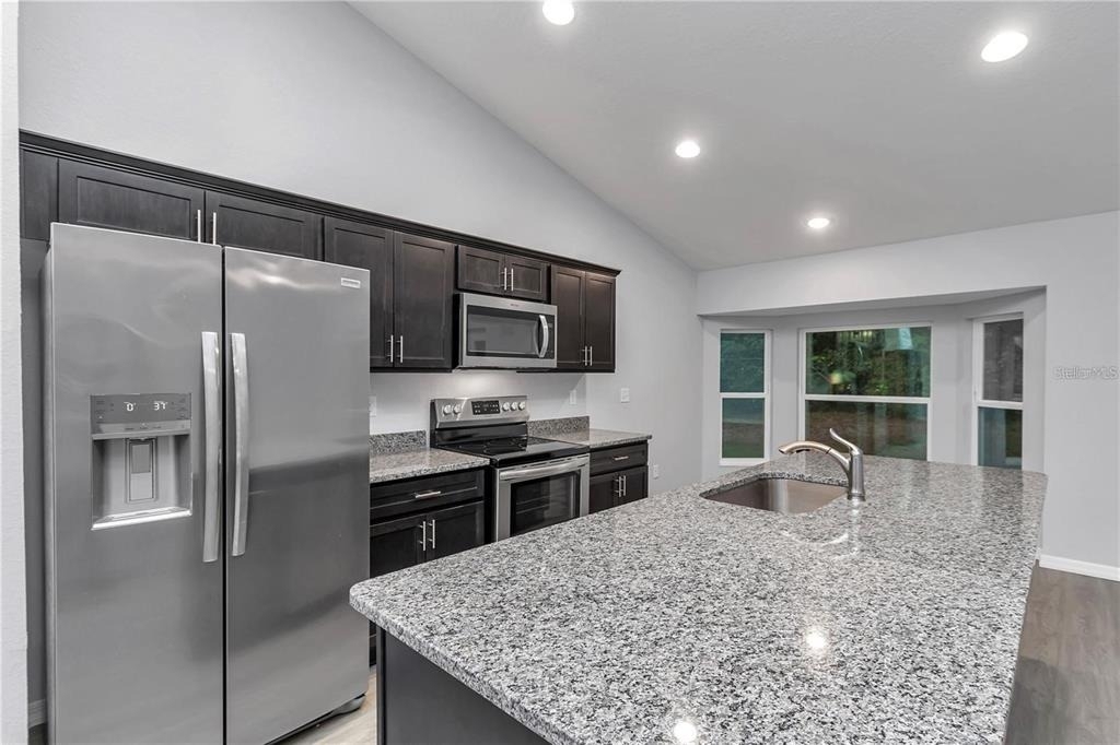 6711 Sw 64th Avenue - Photo 13
