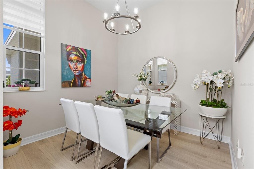 819 Liliana Drive - Photo 3