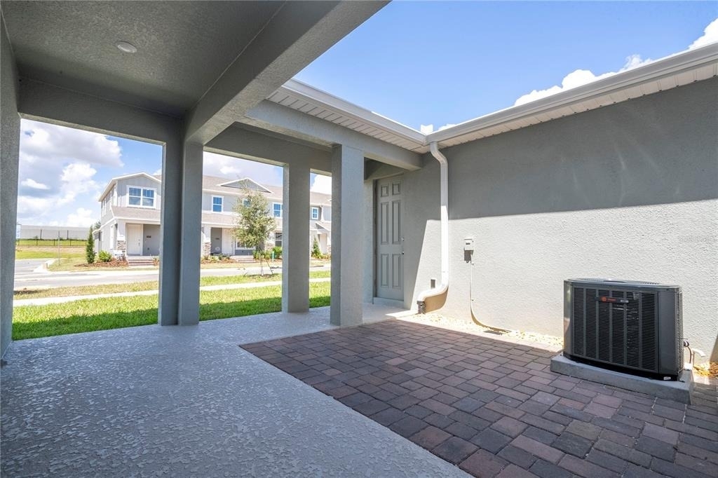 16350 Hamlin View Street - Photo 22