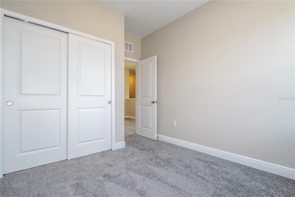 16350 Hamlin View Street - Photo 41
