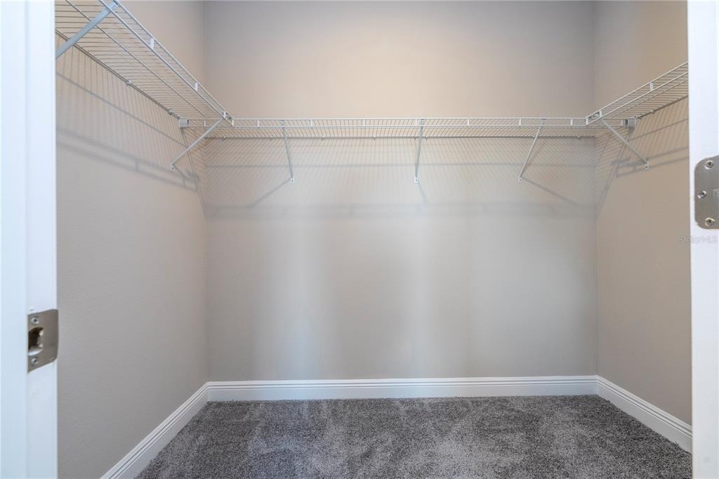 16350 Hamlin View Street - Photo 50