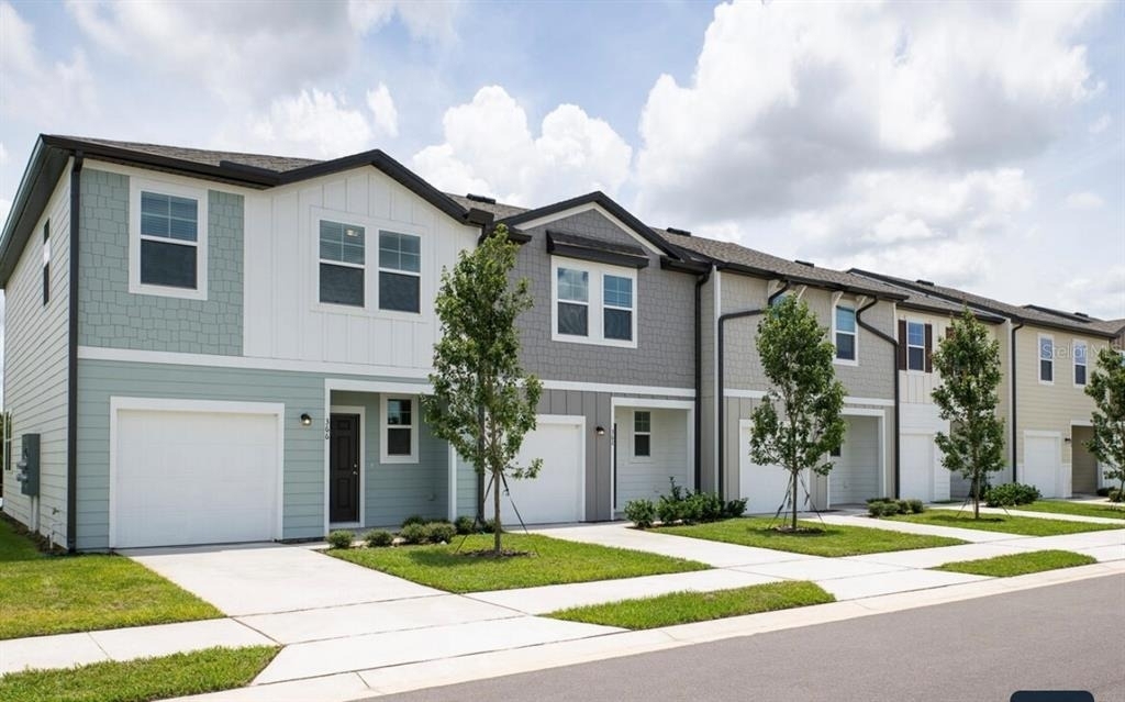 1105 Merrill Street - Photo 0