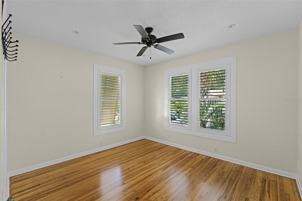 706 Hillcrest Street - Photo 8