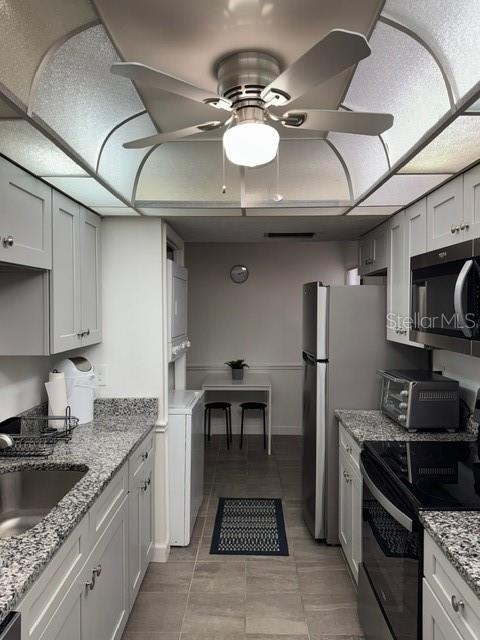 2225 Holden Avenue - Photo 20