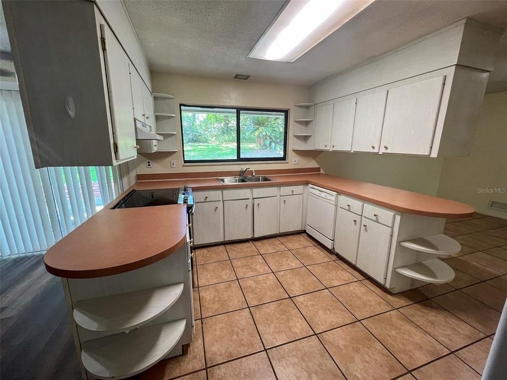 3524 Nw 12th Avenue - Photo 8