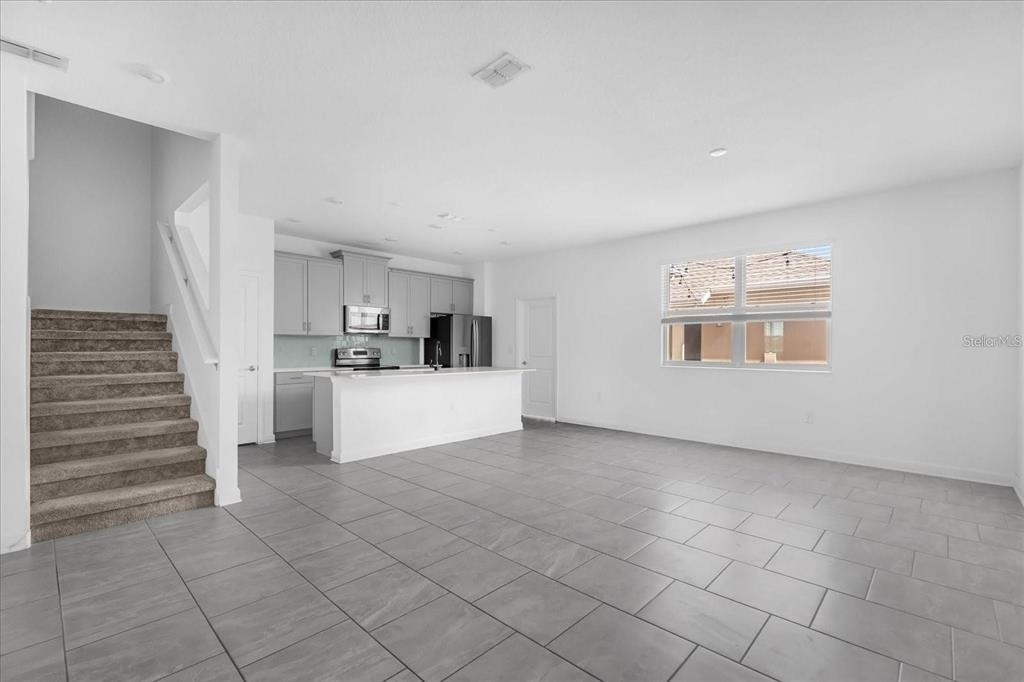 2959 Addison Boulevard - Photo 2