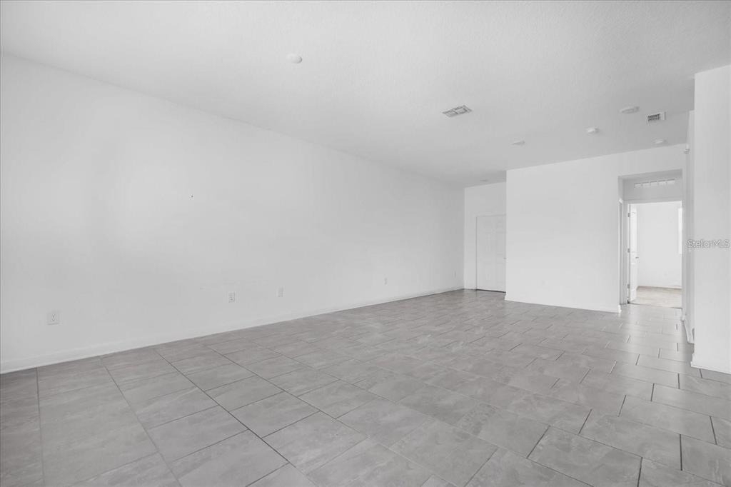 2959 Addison Boulevard - Photo 6