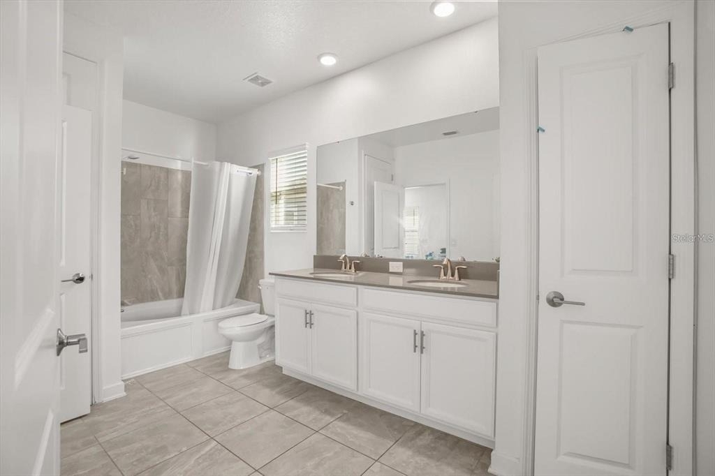 2999 Addison Boulevard - Photo 15