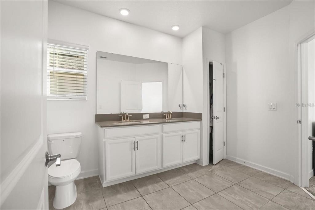 2999 Addison Boulevard - Photo 16