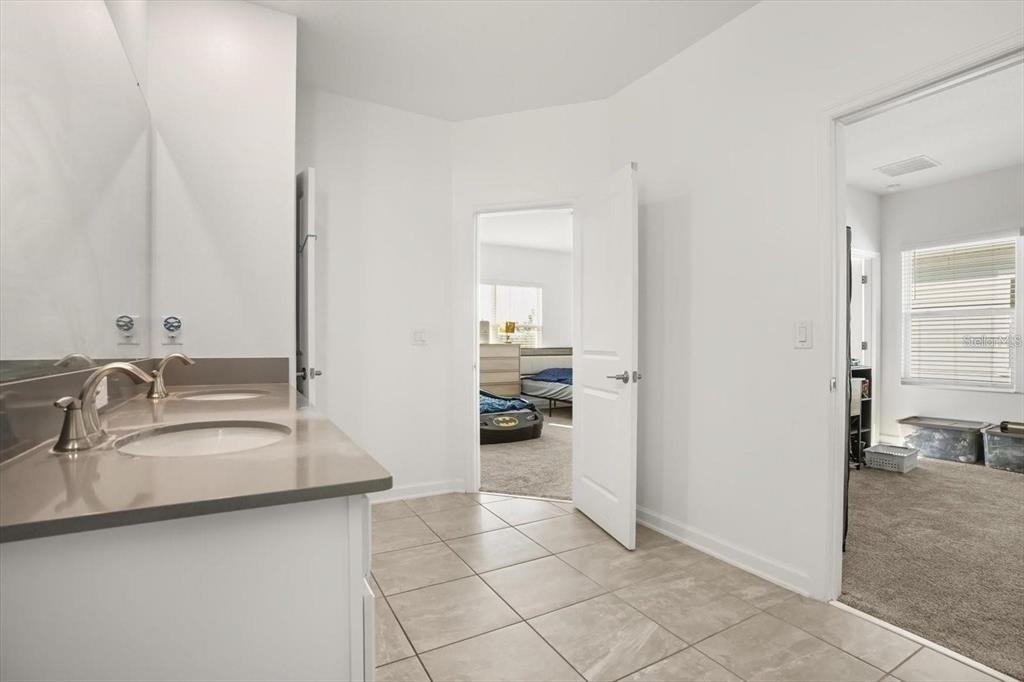 2999 Addison Boulevard - Photo 14