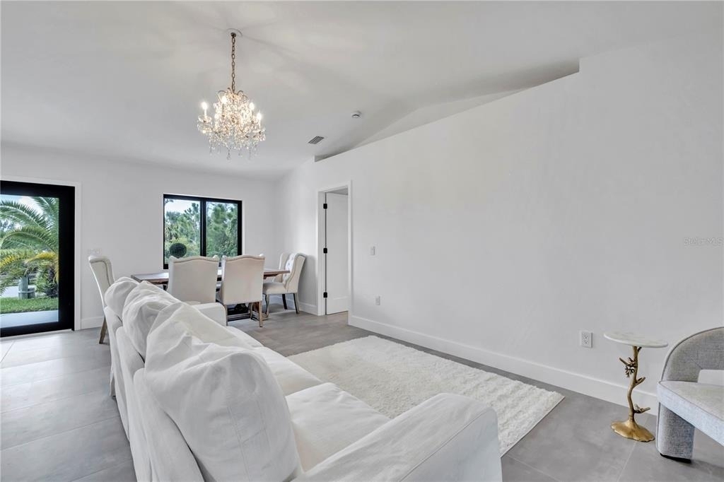 15180 Lyneburg Avenue - Photo 17