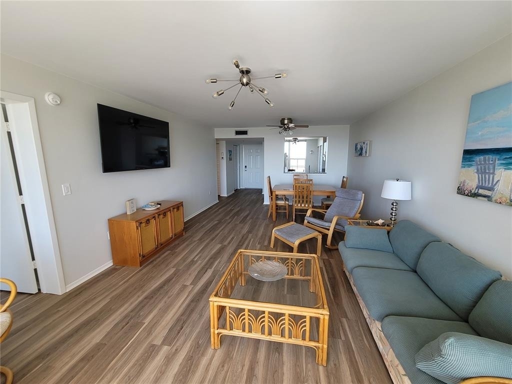 4460 Fairways Boulevard - Photo 3