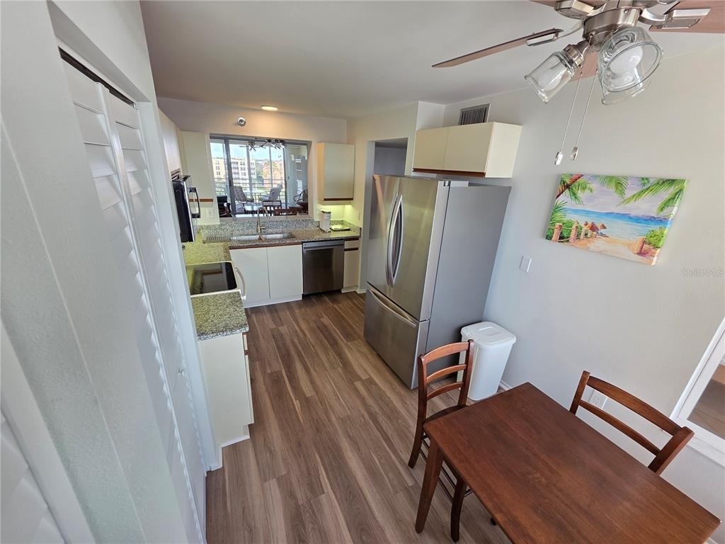 4460 Fairways Boulevard - Photo 7