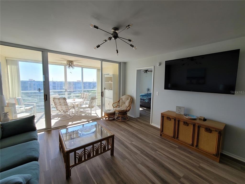 4460 Fairways Boulevard - Photo 5