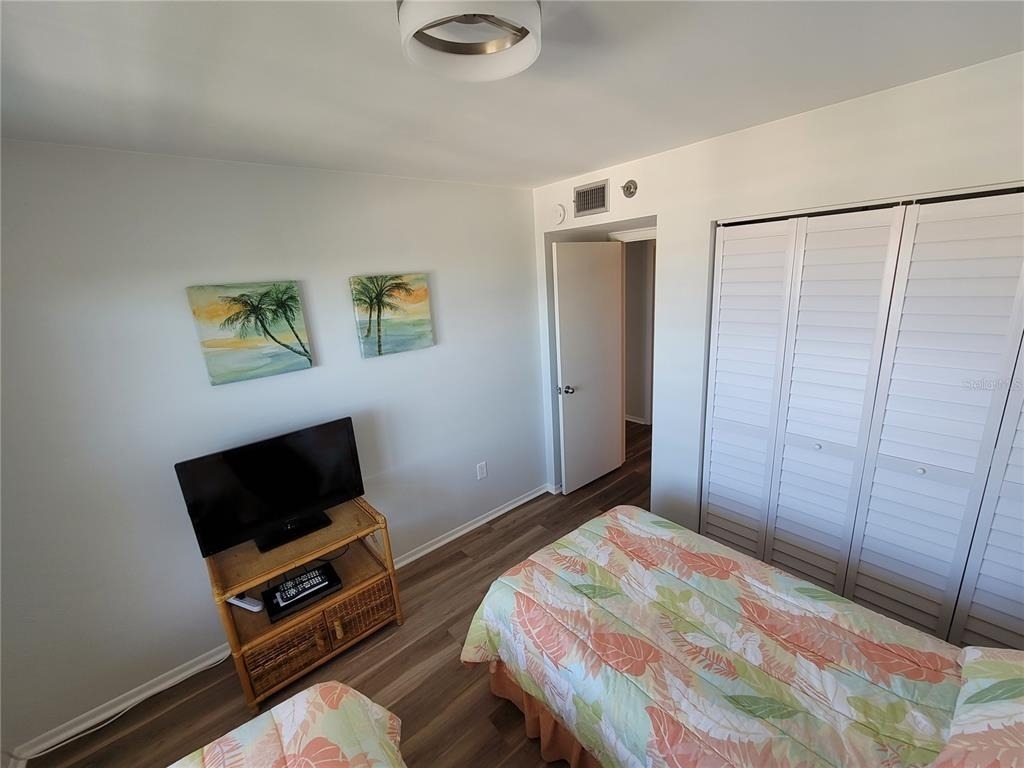 4460 Fairways Boulevard - Photo 19