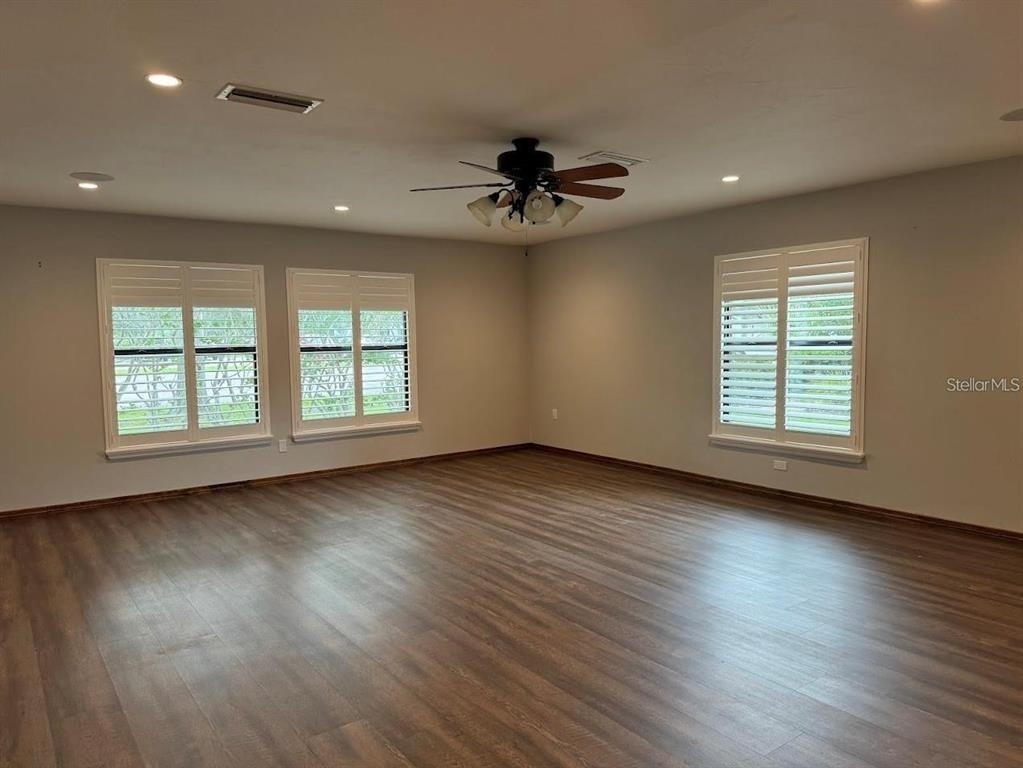 5033 Vivienda Way - Photo 37