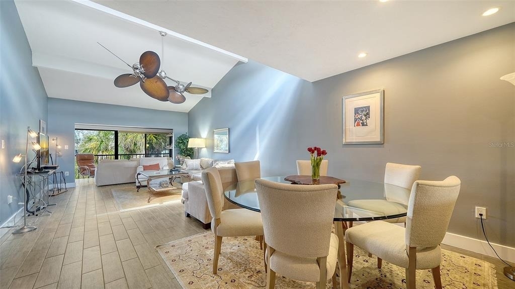 1601 Pelican Point Drive - Photo 4