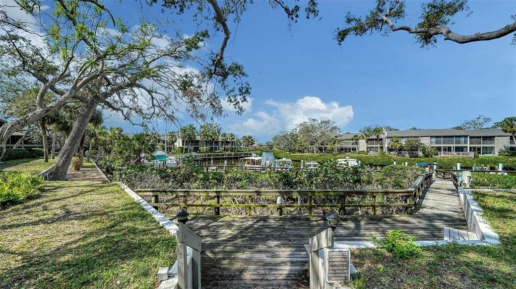 1601 Pelican Point Drive - Photo 28