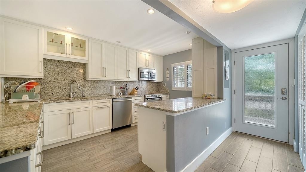 1601 Pelican Point Drive - Photo 3