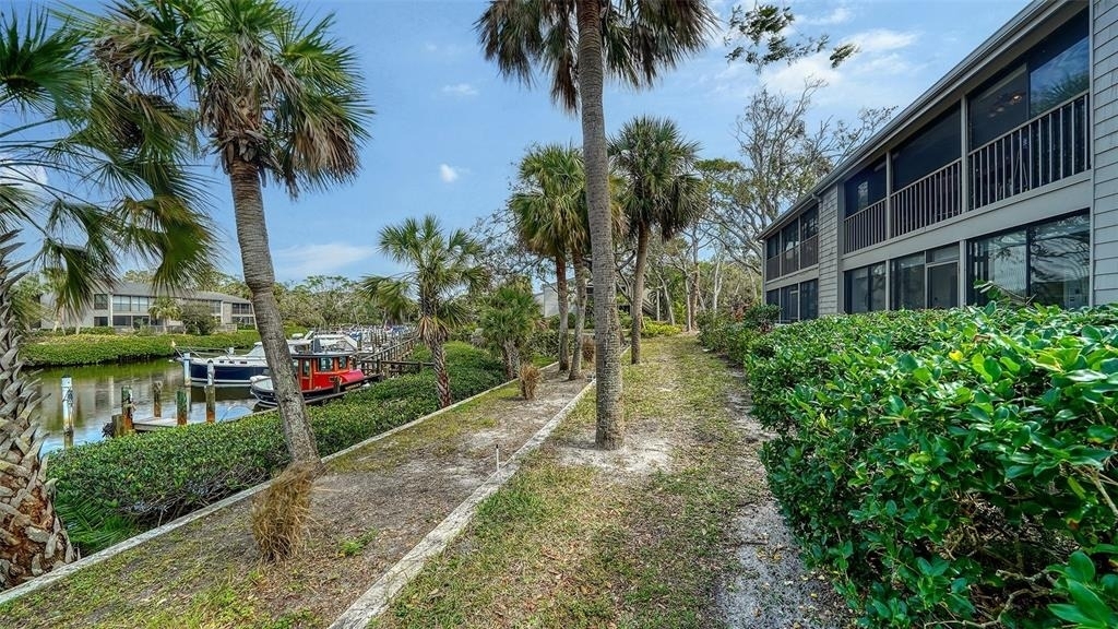 1601 Pelican Point Drive - Photo 31