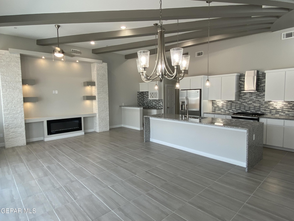 12360 Desert Wolf Avenue - Photo 5