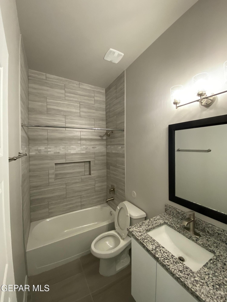 12360 Desert Wolf Avenue - Photo 22
