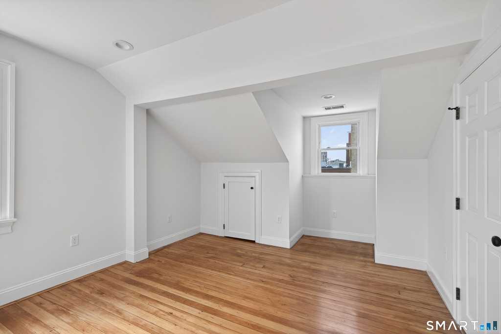 138 Bank Street - Photo 15