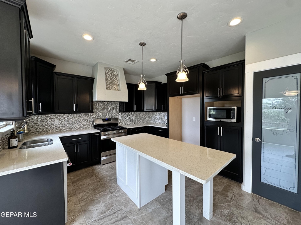 13108 Round Ridge - Photo 7