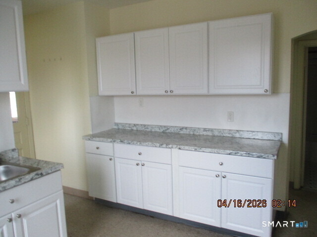 1720 East Main Street - Photo 2