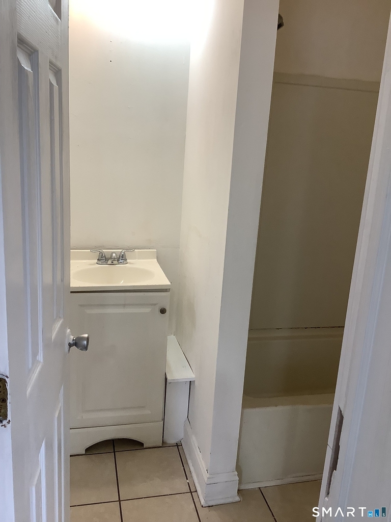 1402 Boston Avenue - Photo 4