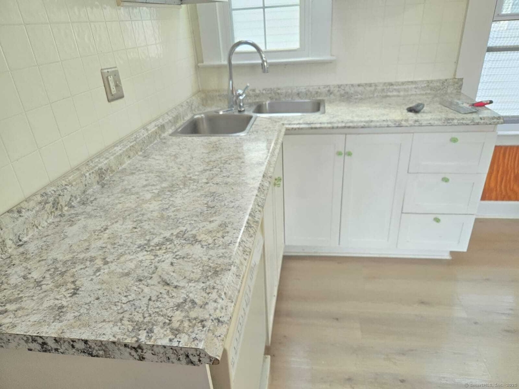 121 2nd Avenue - Photo 4