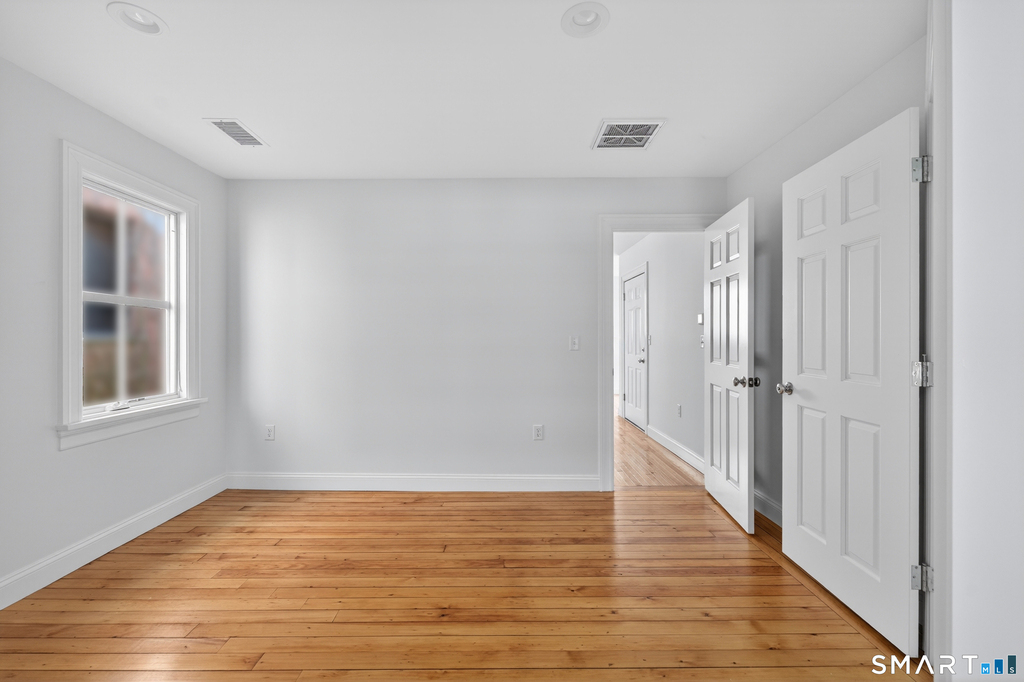 138 Bank Street - Photo 13
