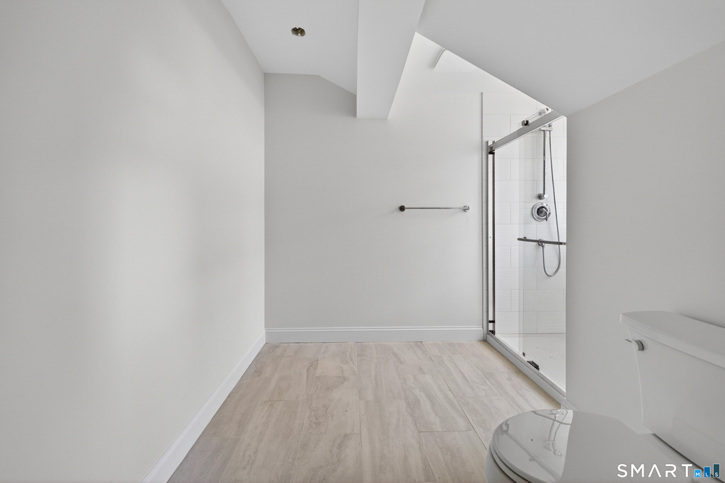 138 Bank Street - Photo 3
