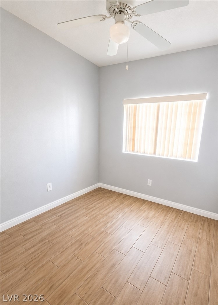 4730 E Craig Road - Photo 3