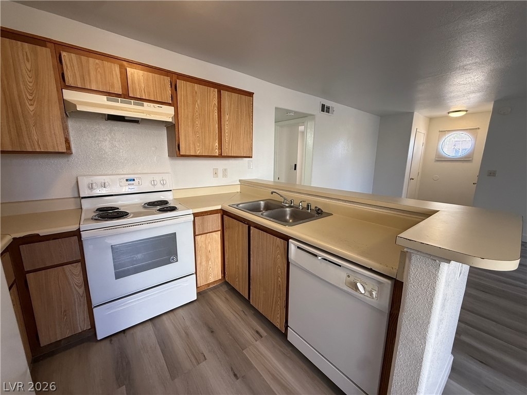 2980 Juniper Hills Boulevard - Photo 6