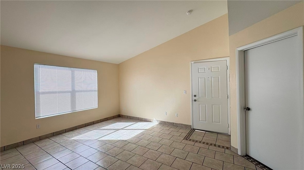 1150 N Buffalo Drive - Photo 2