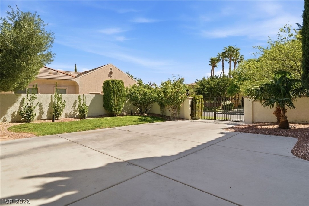 1409 Chambolle Court - Photo 10