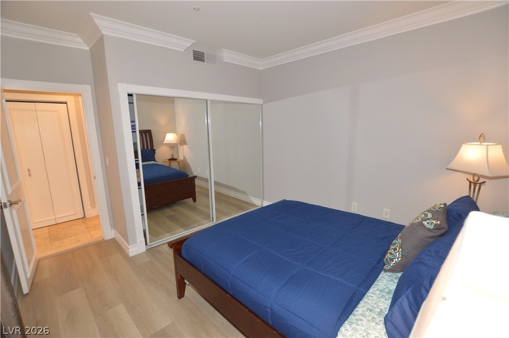270 E Flamingo Road - Photo 17