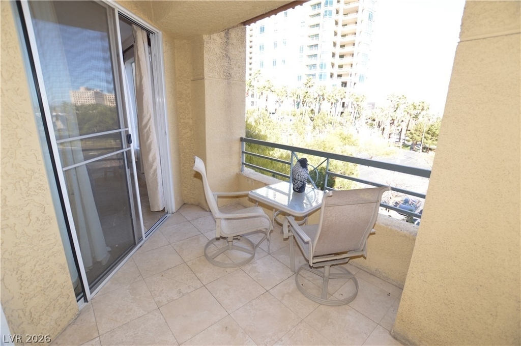 270 E Flamingo Road - Photo 22