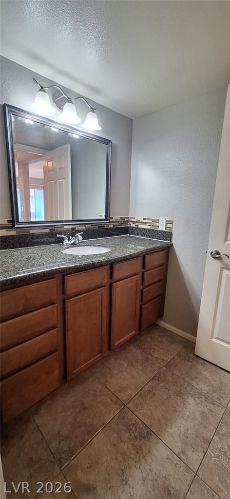 1455 E Katie Avenue - Photo 4